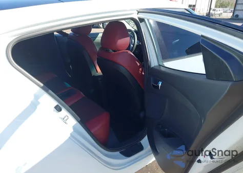 2013 Hyundai Veloster z USA, uszkodzony, nr VIN KMHTC6AD8DU171727